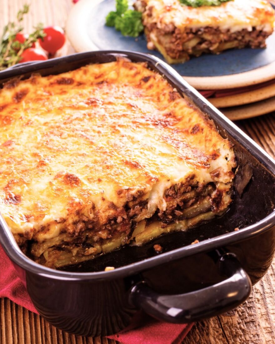 Griechische Moussaka Rezept 2 Traditionelle Griechische Moussaka im Blech.