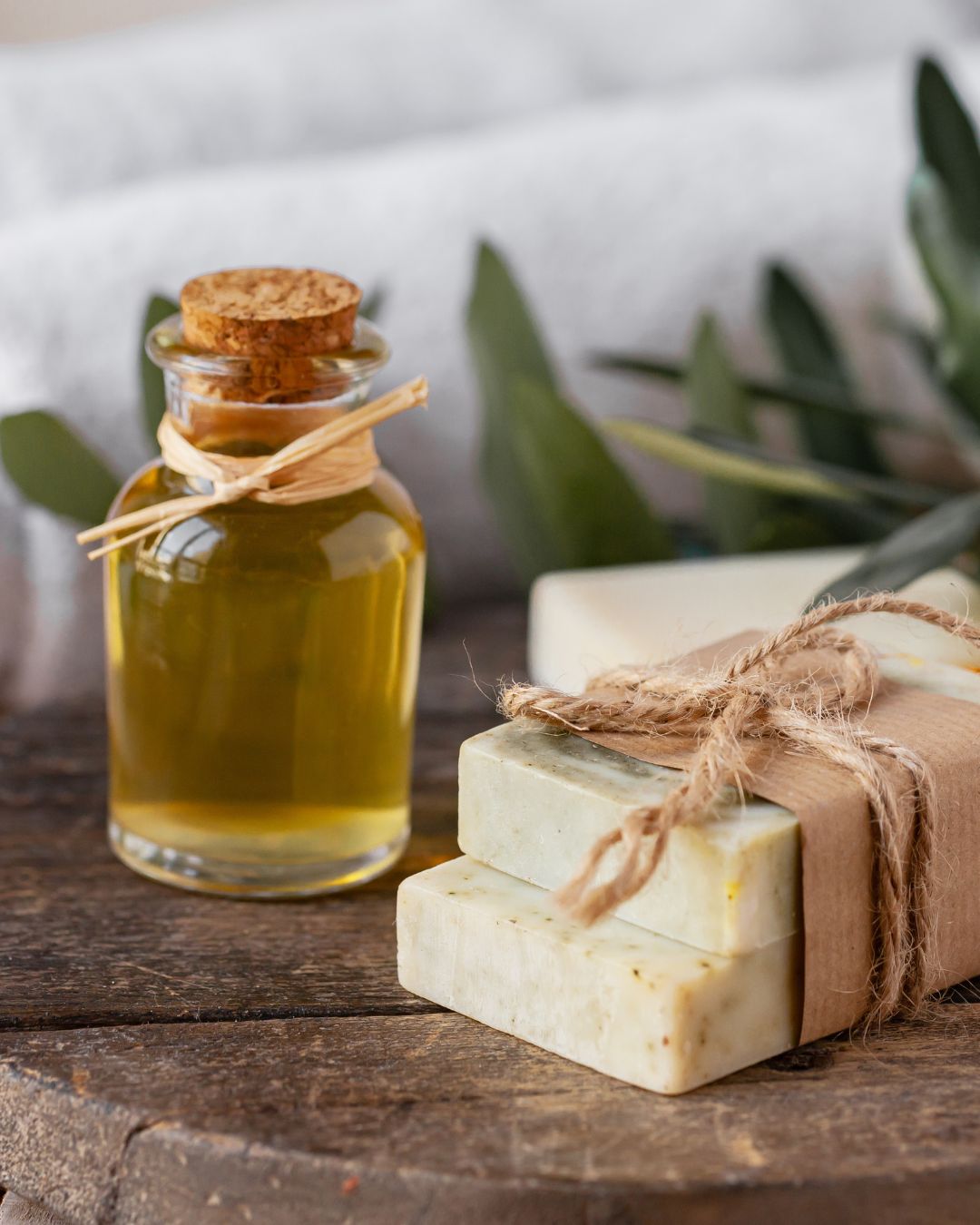 Olivenöl und Olivenölseife für natürliche Winterpflege
